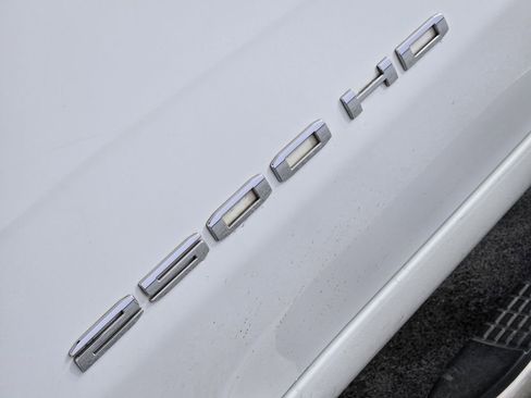 Used 2022 GMC Sierra 2500 SLE w/ SLE Convenience Package image 12