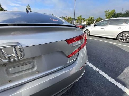 Used 2021 Honda Accord Sport Special Edition image 12