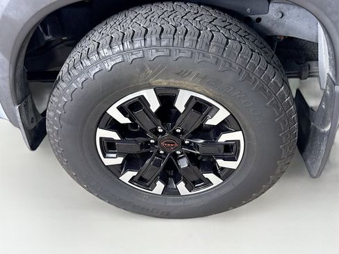 Used 2024 Nissan Frontier Pro-X image 36