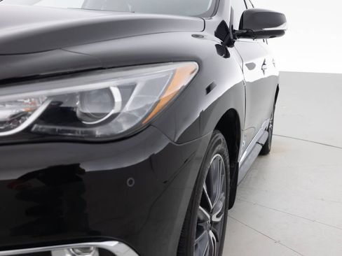 Used 2017 INFINITI QX60 Luxe w/ Deluxe Technology Package image 12