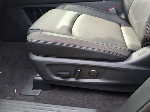 New 2026 Nissan Pathfinder SL AWD/4WD image 36