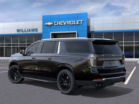 New 2026 Chevrolet Suburban Premier AWD/4WD image 3