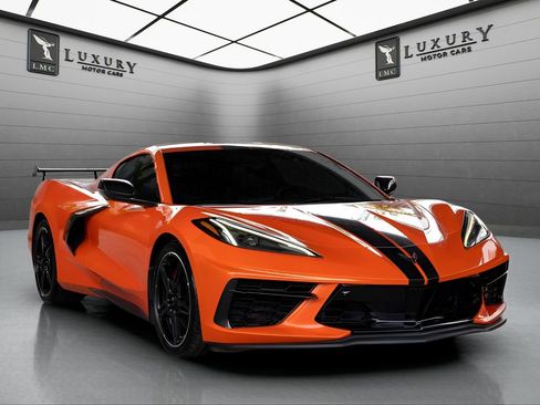 Used 2021 Chevrolet Corvette Stingray Preferred Cpe w/ Z51 Performance Package RWD image 1