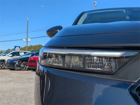 Used 2024 Honda Accord EX image 10