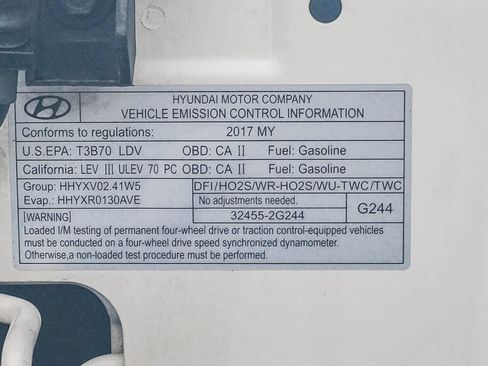 Used 2017 Hyundai Santa Fe Sport AWD/4WD image 29