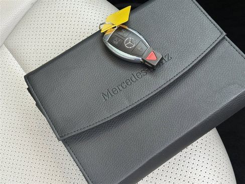 Used 2016 Mercedes-Benz C 300 4MATIC Sedan image 36