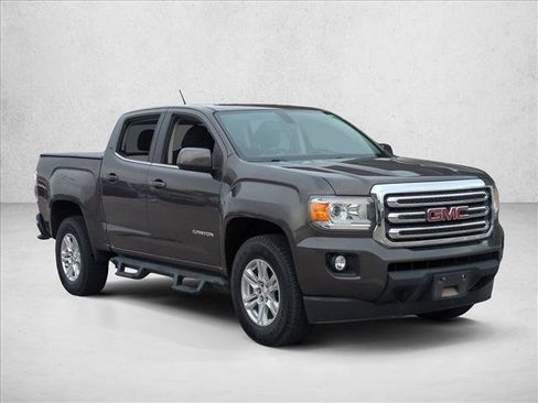 Used 2019 GMC Canyon SLE w/ SLE Convenience Package image 3