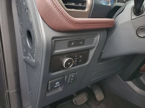 Used 2023 Ford Expedition Max Limited AWD/4WD image 14