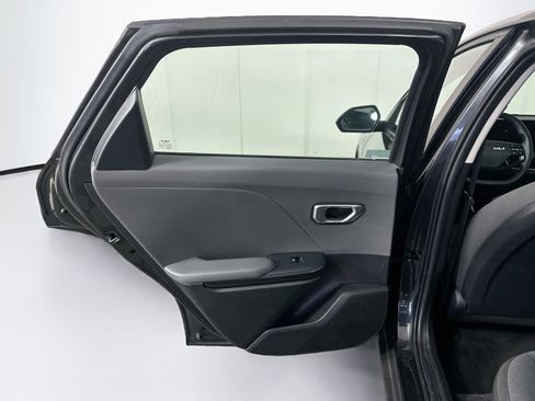 Used 2025 Kia K4 FWD image 24
