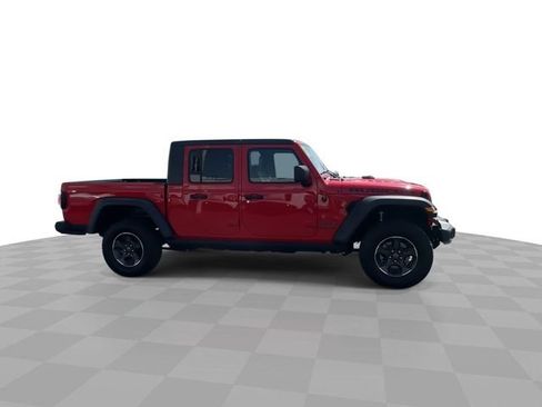 Used 2022 Jeep Gladiator Rubicon w/ Trailer Tow Package AWD/4WD image 9