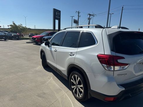 Used 2019 Subaru Forester Limited w/ Popular Package #3 AWD/4WD image 6
