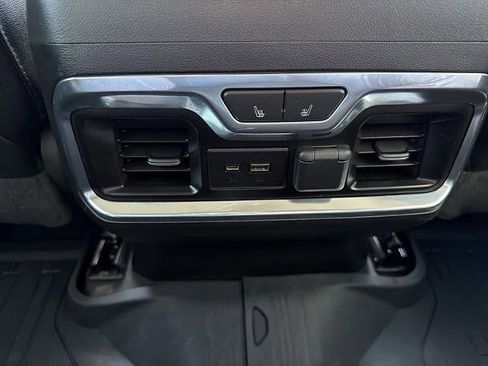Used 2019 GMC Sierra 1500 SLT w/ SLT Premium Package AWD/4WD image 31