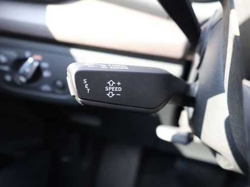 Used 2022 Audi Q5 2.0T Premium w/ Convenience Package image 45