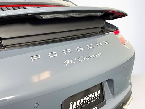 Used 2017 Porsche 911 Carrera RWD image 40