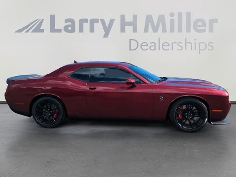 Used 2023 Dodge Challenger SRT Hellcat image 6
