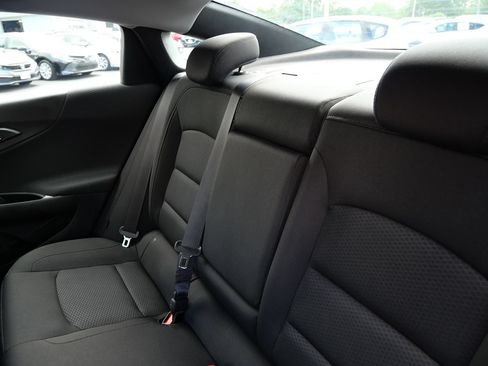 Used 2018 Chevrolet Malibu LS FWD image 25
