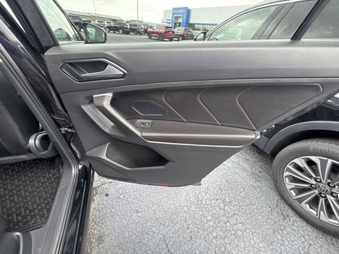 Used 2024 Volkswagen Tiguan Wolfsburg Edition AWD/4WD image 17