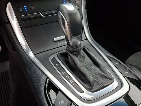 Used 2017 Ford Edge Sport w/ Equipment Group 401A AWD/4WD image 14