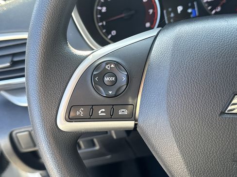 Used 2018 Mitsubishi Eclipse Cross LE image 25