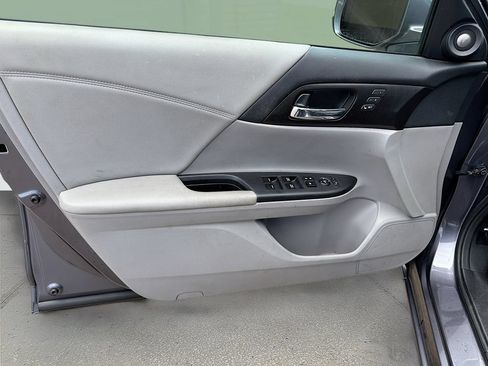 Used 2015 Honda Accord EX-L image 21