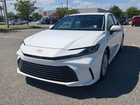 Certified 2025 Toyota Camry LE image 8