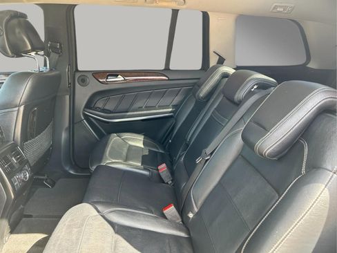 Used 2014 Mercedes-Benz GL 550 4MATIC image 20