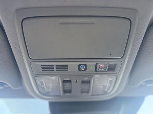 Used 2018 Honda Accord Touring image 36