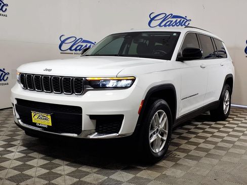 Used 2022 Jeep Grand Cherokee L Laredo w/ Luxury Tech Group I AWD/4WD image 5