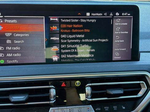 Used 2023 BMW X4 xDrive30i w/ M Sport Package AWD/4WD image 19