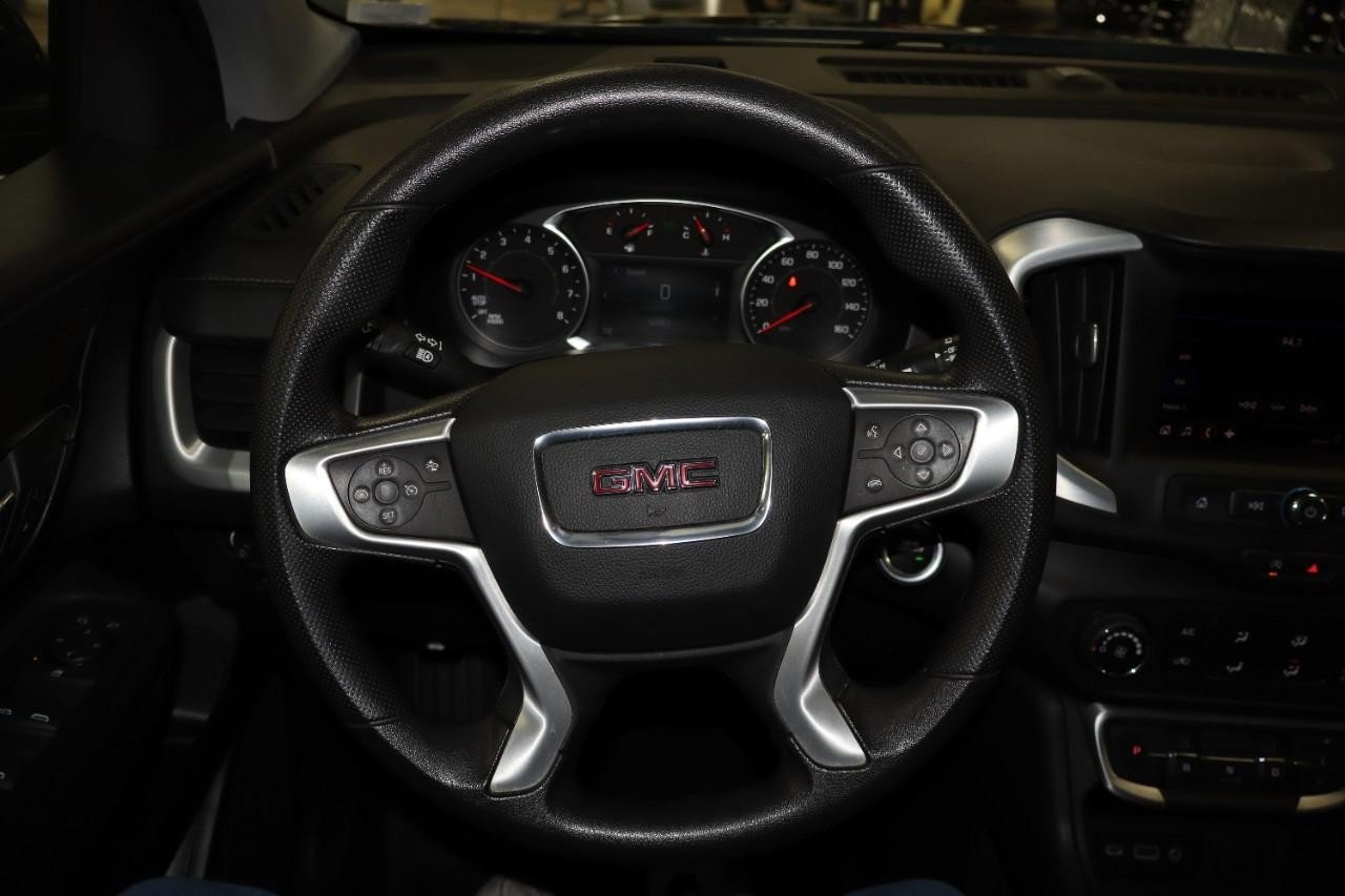 Used 2024 GMC Terrain SLE AWD/4WD image 13