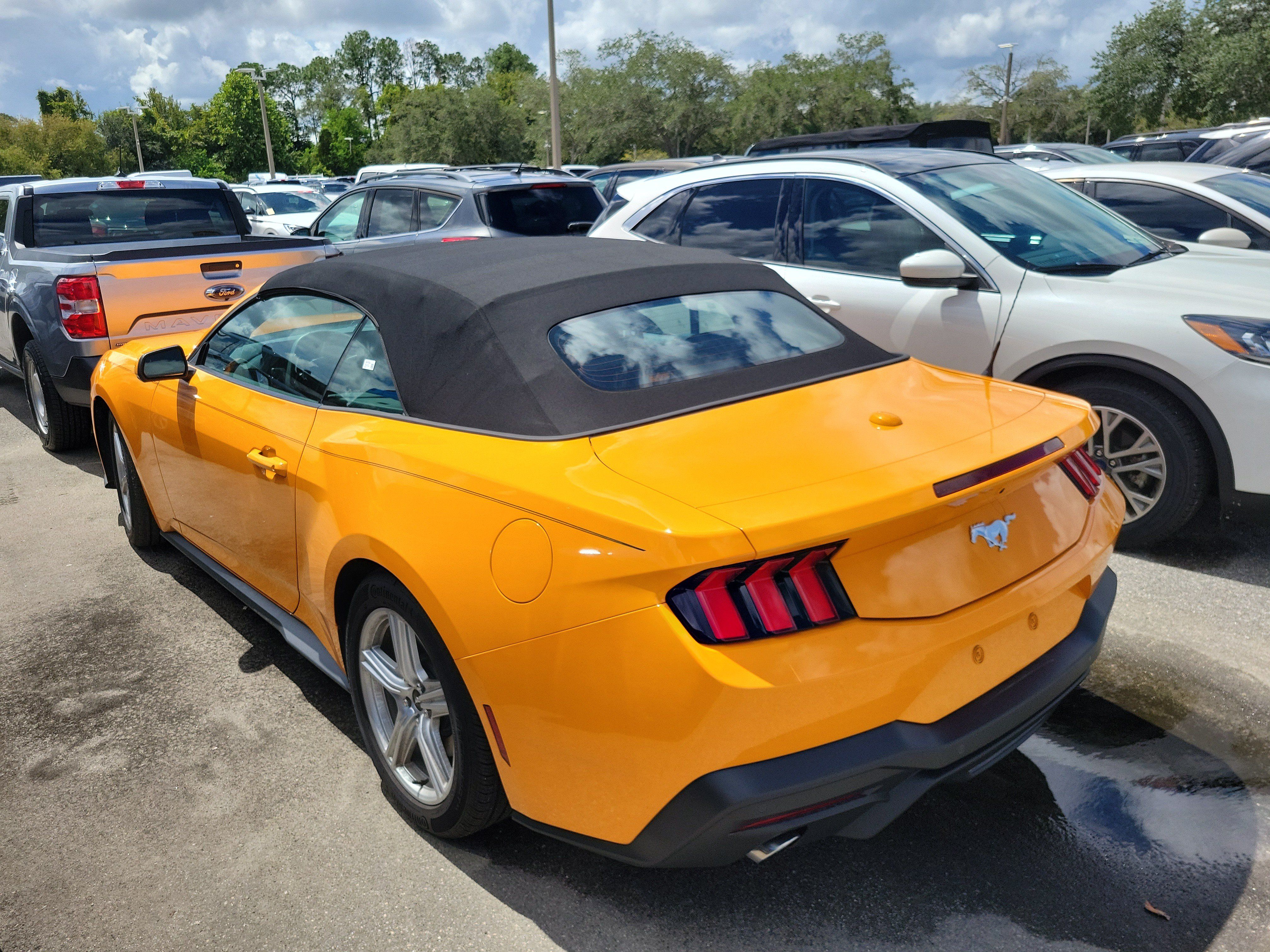 Used 2026 Ford Mustang Premium RWD image 2