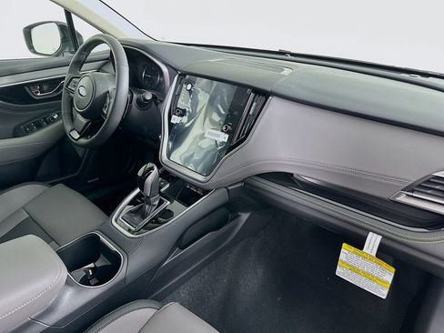 Used 2025 Subaru Outback Onyx Edition AWD/4WD image 35