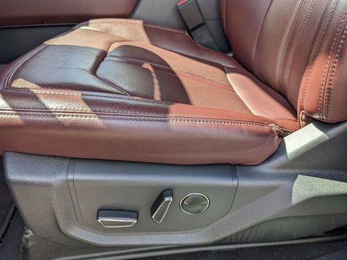 Certified 2024 Ford Expedition Limited image 20