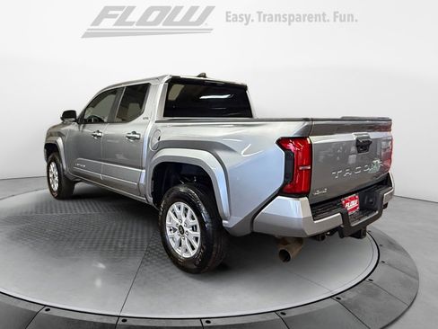 Used 2025 Toyota Tacoma SR5 image 6