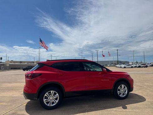 Used 2021 Chevrolet Blazer LT FWD image 19