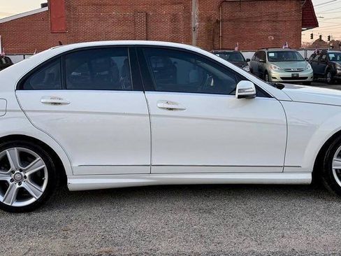 Used 2011 Mercedes-Benz C 300 Sedan image 5