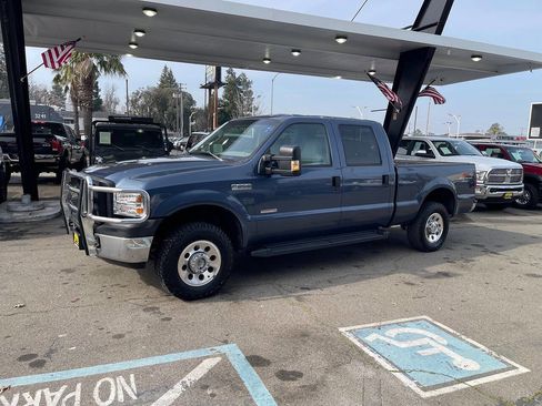 Used 2007 Ford F250 XL AWD/4WD image 2