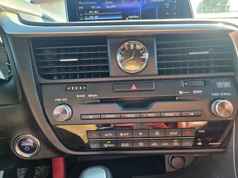 Used 2017 Lexus RX 450h F Sport image 25