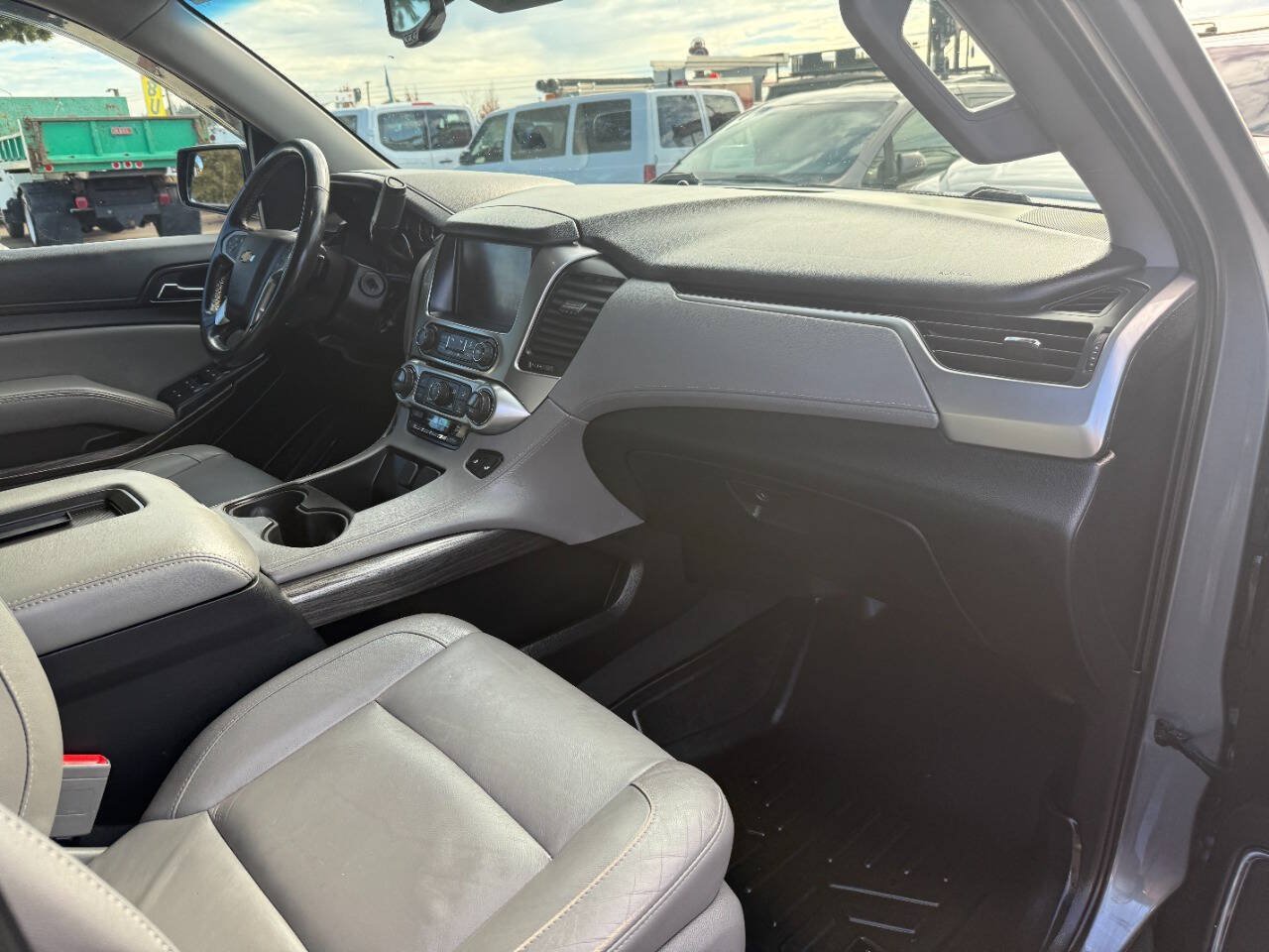 Used 2019 Chevrolet Suburban LT AWD/4WD image 21