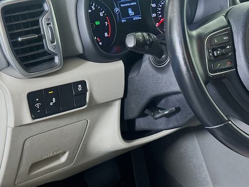 Used 2018 Kia Sportage EX FWD image 17