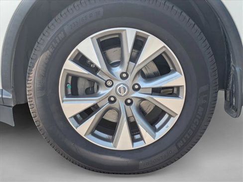 Used 2018 Nissan Murano S w/ Cargo Package AWD/4WD image 9