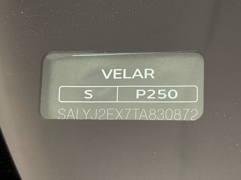 Used 2026 Land Rover Range Rover Velar S AWD/4WD image 24