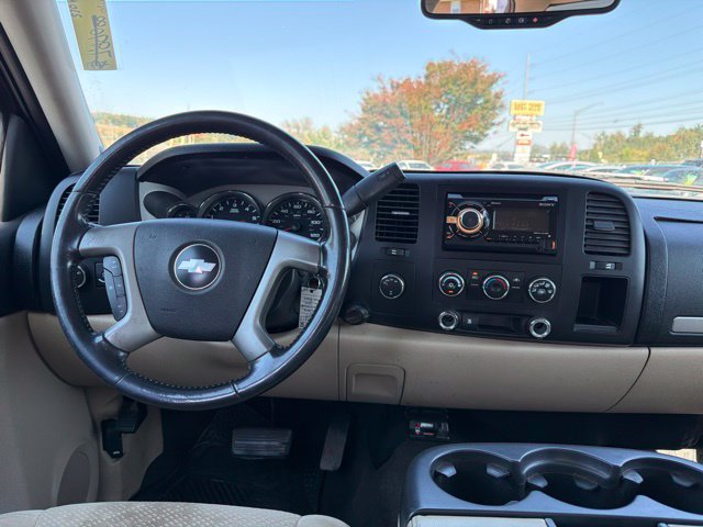 Used 2007 Chevrolet Silverado 1500 LT w/ Towing Package AWD/4WD image 11
