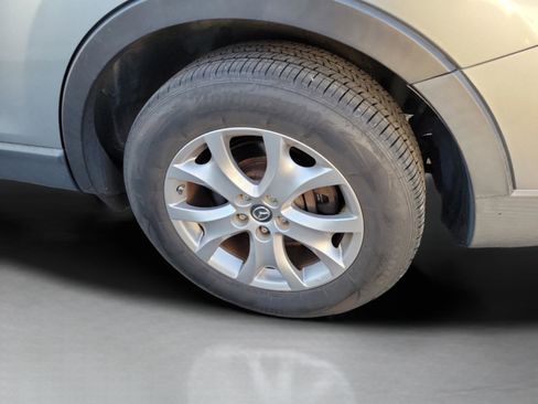 Used 2015 MAZDA CX-9 Touring w/ Touring Technology Package image 10