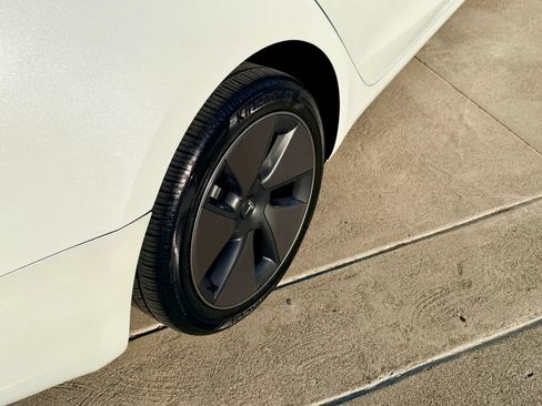 Used 2023 Tesla Model 3 Standard Range RWD image 61