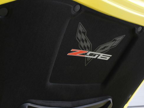 Used 2016 Chevrolet Corvette Z06 w/ 3LZ Preferred Equipment Group image 31