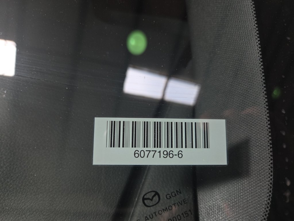 Used 2026 MAZDA MAZDA3 Carbon AWD/4WD image 4