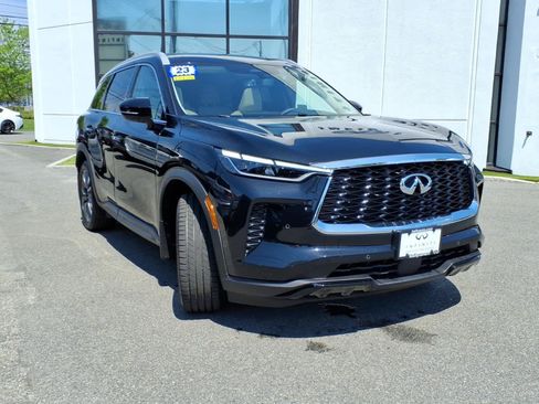 Certified 2023 INFINITI QX60 Luxe w/ Performance Audio Package AWD/4WD image 3