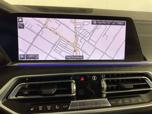 Used 2020 BMW X7 xDrive40i w/ Premium Package AWD/4WD image 22