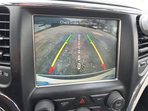 Used 2017 Jeep Grand Cherokee Summit image 10